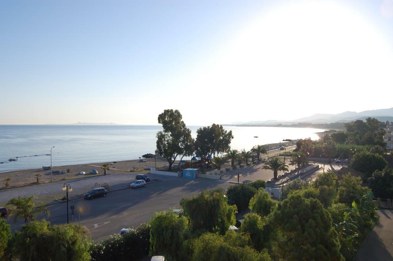 Golfo Di Tindari Apartments Falcone Zewnętrze zdjęcie