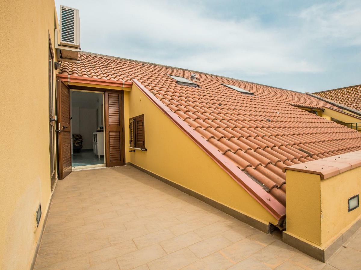 Golfo Di Tindari Apartments Falcone Zewnętrze zdjęcie