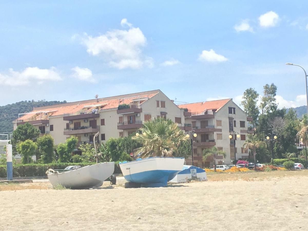 Golfo Di Tindari Apartments Falcone Zewnętrze zdjęcie